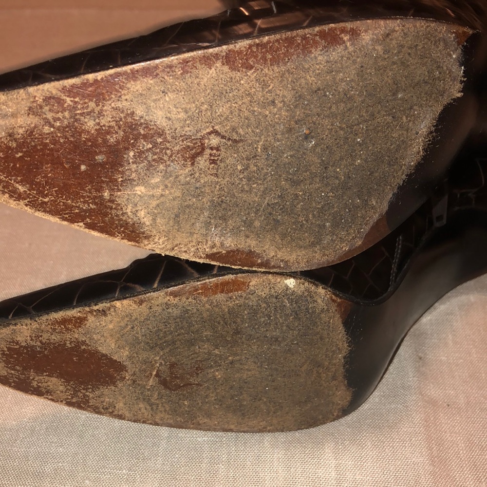 Stuart Weitzman Croco Print Heel Short Boots 7.5 - image 7